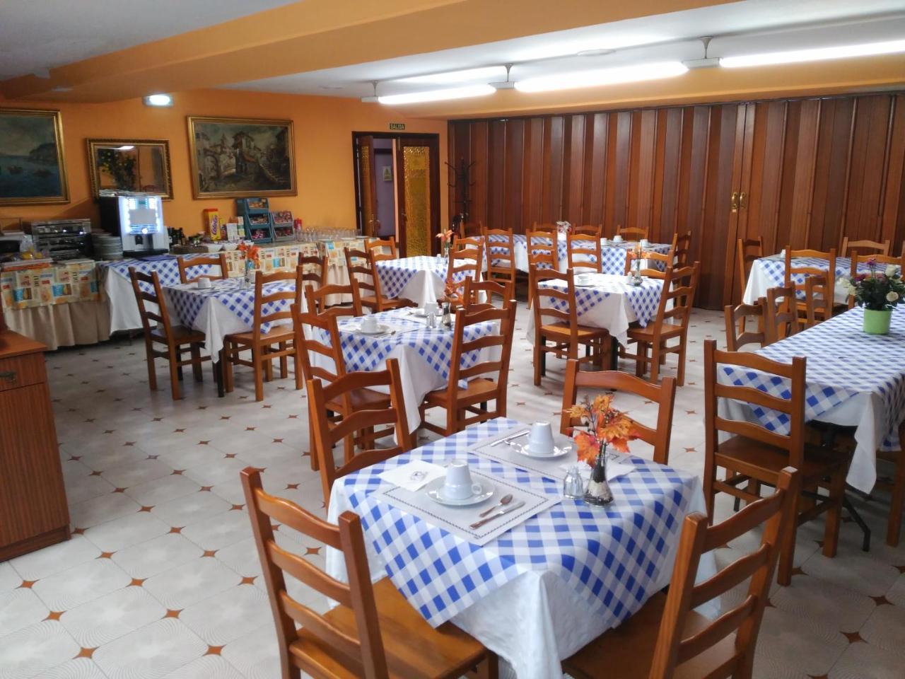 Hotel Vaqueros Langreo Luaran gambar